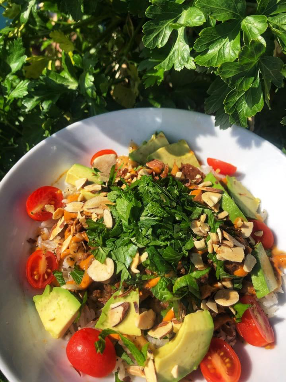 Vegan Smash bowl with sweet Thai spiced jackfruit