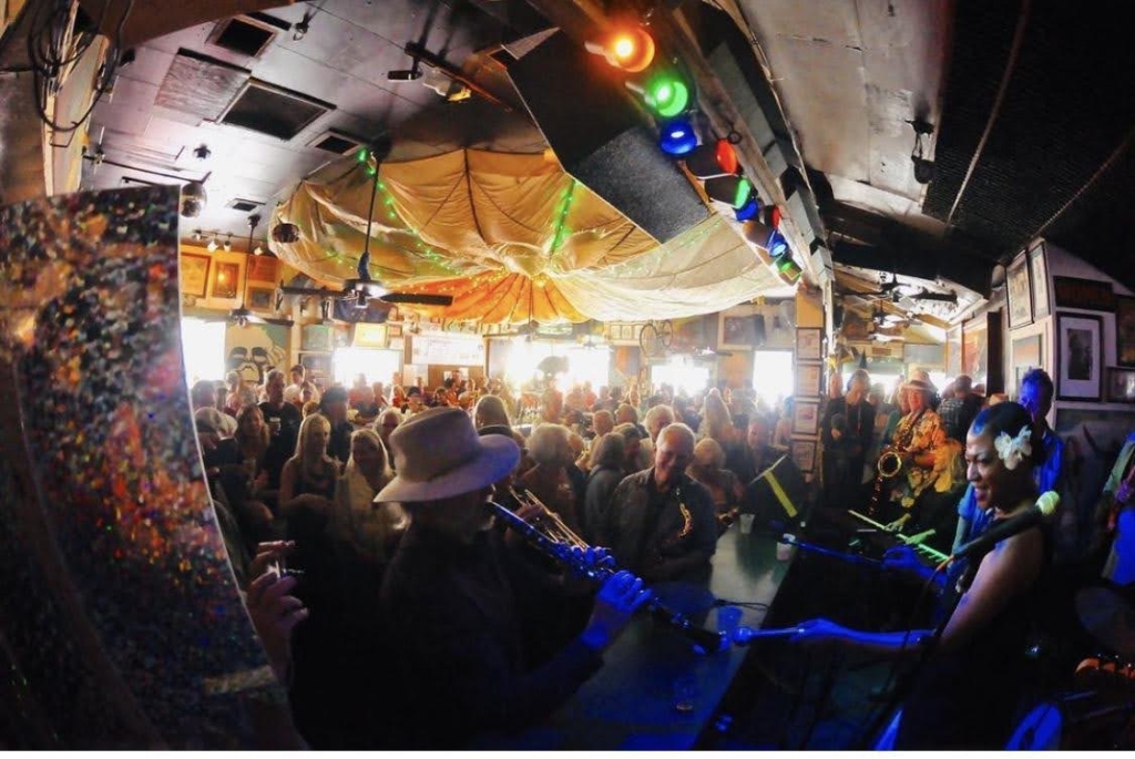 Key West’s Iconic Dive Bars & Watering Holes Southernmost Beach Resort