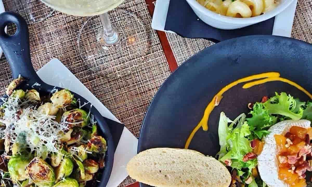 salads and drinks