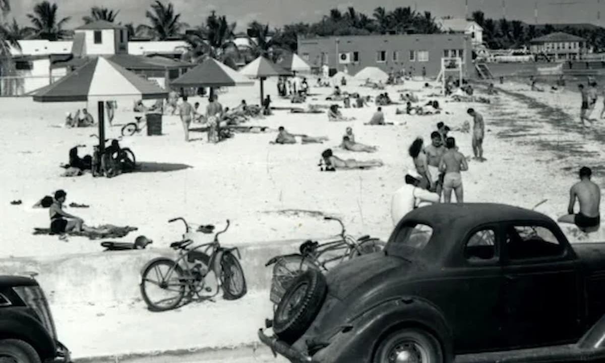 old photo of south beach in the 1940s