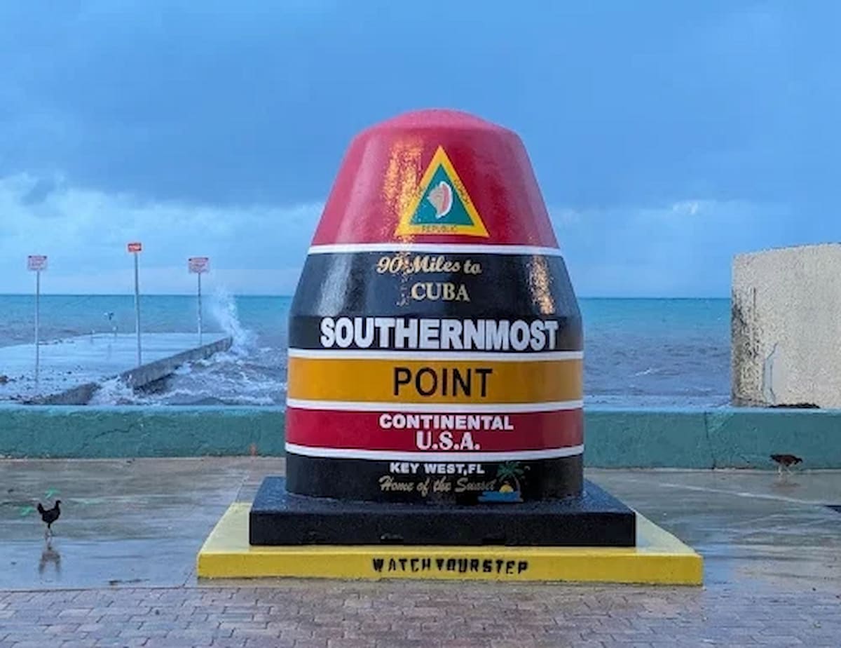 southernmost point buoy marker