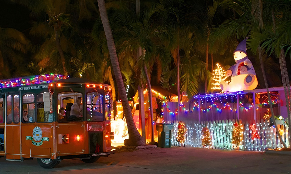 Christmas Trolley stopping near Christmas lights
