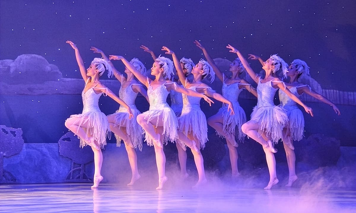 Ballerinas from the Nutcracker