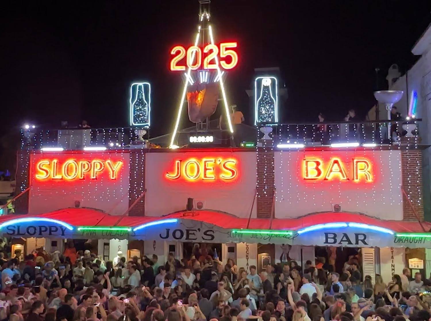 Exterior of Sloppy Joes Bar