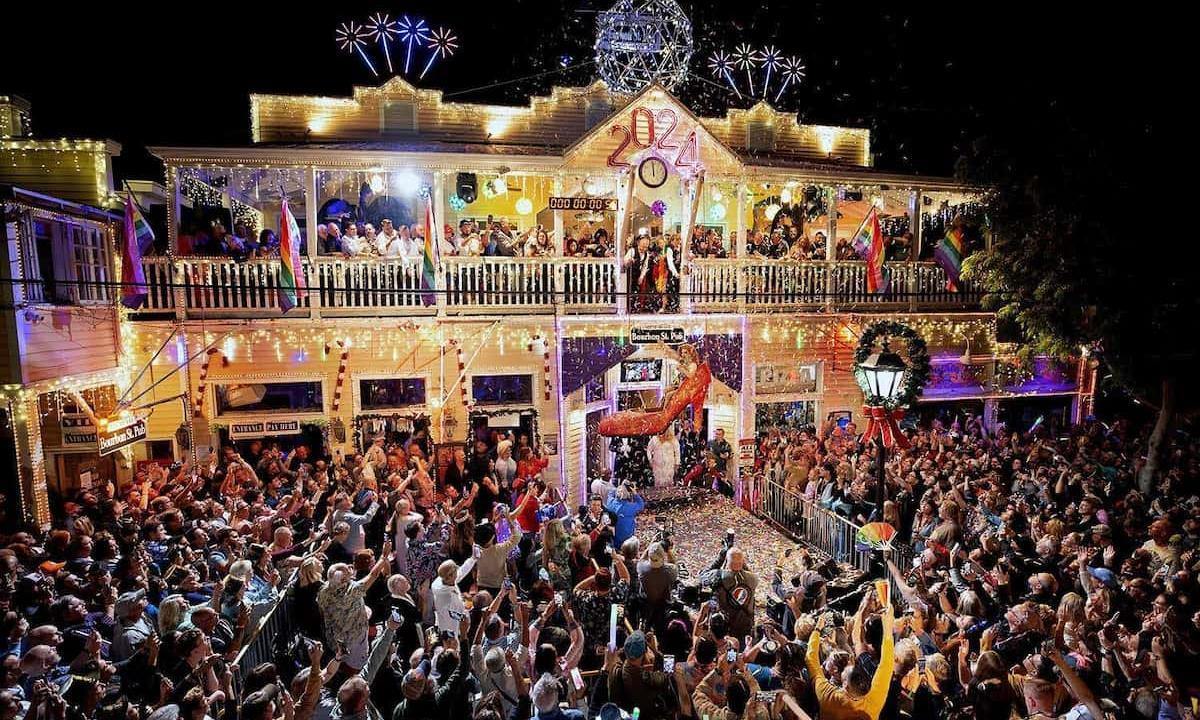 Shoe drop for New years eve