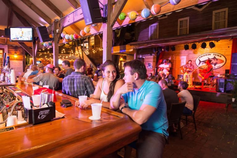 couple at the bar