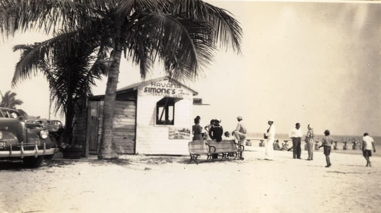Duval Street 1940s South Beach