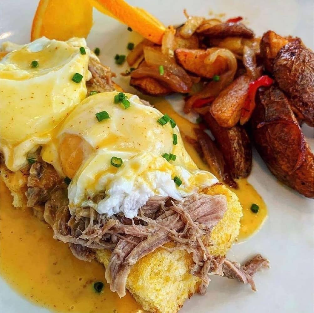 pork pulled eggs benedict