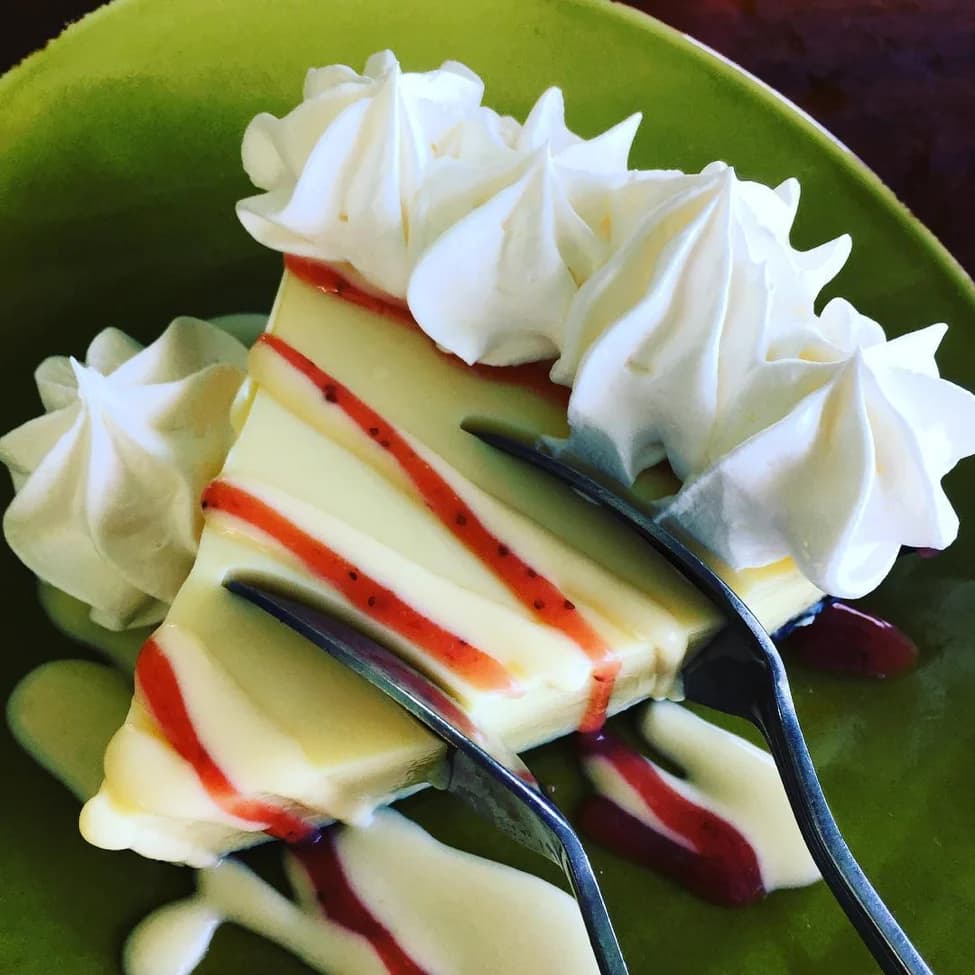 key lime pie slice